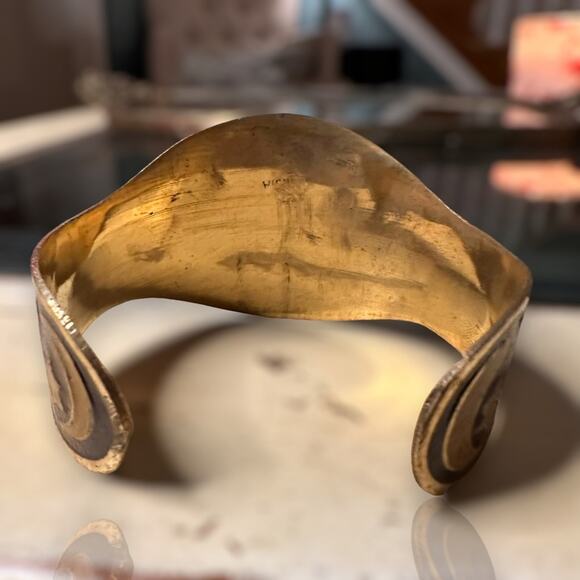 Vintage Brass Hand Painted TAURUS Zodiac Cuff Bracelet Astrology - Picture 8 of 10